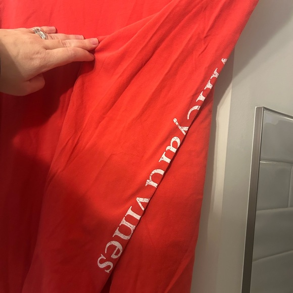 Vineyard Vines Men's Bright Red Long Sleeve Tee - Picture 4 of 6